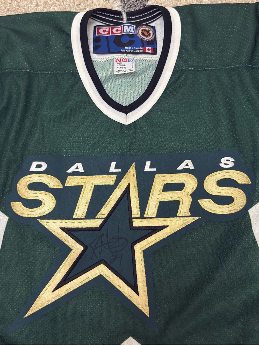 NWT VTG Dallas Stars CCM NHL Jersey Large 90s Star Crest Air-Knit M550143